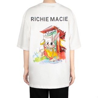 Richie MACIE เสื้อยืดคอกลม แขนสั้น พิมพ์ลายกราฟฟิติ ทรงหลวม เข้ากับทุกการแต่งกาย แฟชั่นฤดูใบไม้ผลิ และฤดูร้อน สําหรับผู้ชาย และผู้หญิง