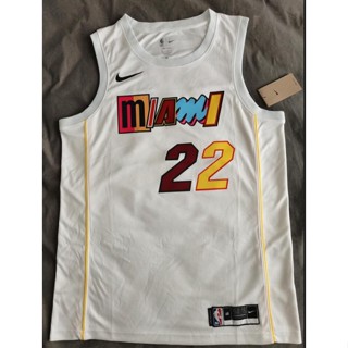 เสื้อกีฬาแขนสั้น ลายทีม nba jersey Miami Heat No. 2023 เสื้อกีฬาบาสเก็ตบอล ลายทีม Butler สีขาว 22 ชิ้น