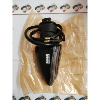 ชุดไฟเลี้ยวหลังข้างขวา สำหรับรุ่น R15 อะไหล่แท้ YAMAHA 2PK-H3340-00