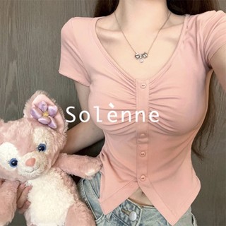 Solenne  เสื้อครอป เสื้อยืดผู้หญิง ครอป baby tee สาวเรโทร 2023 NEW Style Stylish สวย Korean Style Beautiful A29J1N0 36Z230909