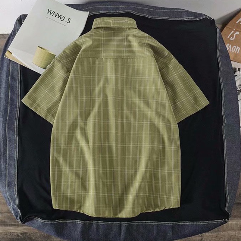 IELGY เสื้อเชิ้ตผู้ชายบางส่วนแขนสั้นเสื้อลายสก๊อตสีขาวหลวมสบายๆสไตล์เกาหลีอินเทรนด์ทุกการแข่งขันครึ่งแขน