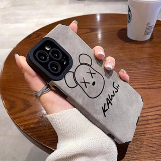 เคสโทรศัพท์มือถือหนังนิ่ม กันตก ป้องกันเต็มเลนส์ ลาย KAWS สําหรับ iPhone 11 14Pro Max 14plus 13 Pro Max 13 13pro 11Pro X XR XS Max 7plus 8plus 12Pro 12Pro Max