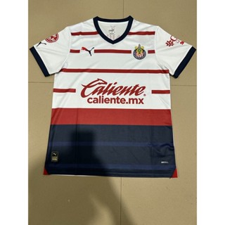 【 Fans 】ใหม่ เสื้อยืดแขนสั้น พิมพ์ลายฟุตบอล Chivas Away Fan Edition คุณภาพสูง 2324