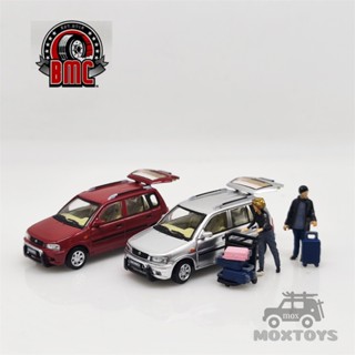 โมเดลรถยนต์ BM Creations 1:64 Mazda 1994 Demio Red Silver พร้อมฟิกเกอร์ LHD Diecast