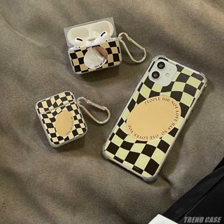 เคสหูฟัง แบบนิ่ม ลายตาราง สีดํา พร้อมพวงกุญแจ สําหรับ Airpods 1 2 Pro