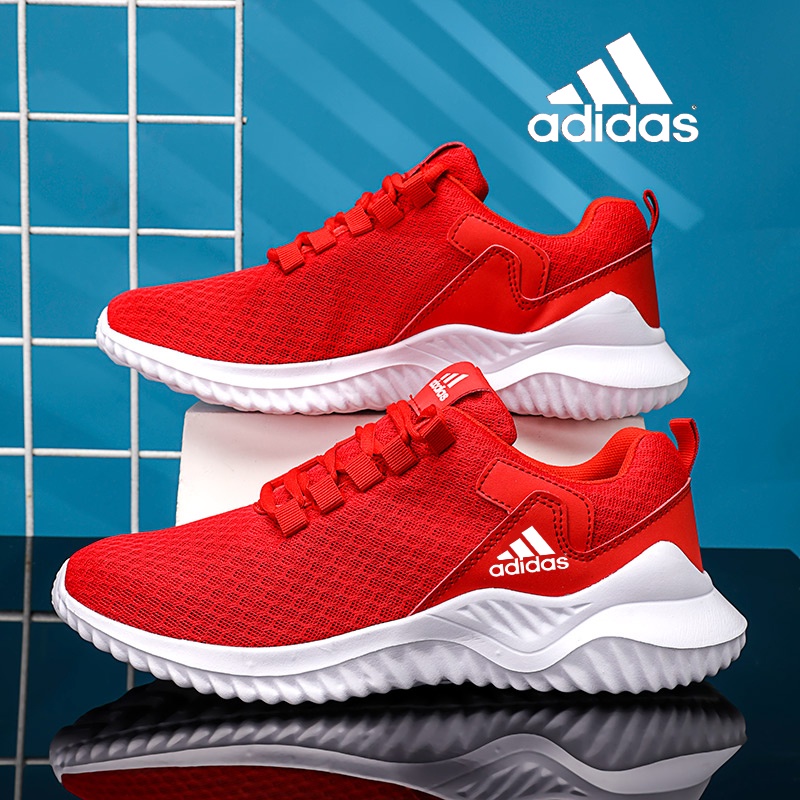 【พร้อมส่ง】รองเท้ากีฬาลําลอง ผ้าตาข่าย ระบายอากาศ ขนาดใหญ่ เรียบง่าย แฟชั่นฤดูร้อน สําหรับผู้ชาย และผู้หญิง ไซซ์ 36-48