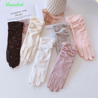 BLUEVELVET ถุงมือผู้หญิง ห้านิ้ว ระบายอากาศ ป้องกันรังสียูวี ดอกไม้ ฤดูร้อน หน้าจอสัมผัส ถุงมือผ้าฝ้ายกลางแจ้ง