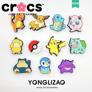 Jibbitz crocs charms ใหม่ บักเกิลติดรองเท้า ลายการ์ตูนโปเกม่อน ปิกาจู ดอกไม้ สนุก อุปกรณ์เสริม สําหรับตกแต่งรองเท้า 2023