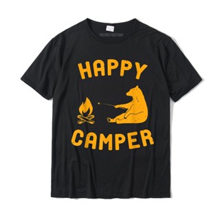 GILDAN ใหม่ เสื้อยืดผ้าฝ้าย 100% พิมพ์ลาย Happy Camper Bear And Bonfire แนวสตรีท พลัสไซซ์ สําหรับผู้ชาย 980333