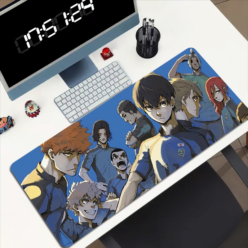 BLUE LOCK แผ่นรองเมาส์ขนาดใหญ่อุปกรณ์เสริมโต๊ะ Gamer ตู้เกม Mousepad อะนิเมะโต๊ะคอมพิวเตอร์คีย์บอร์ดเสื่อสําหรับเล่นเกม Office Pc