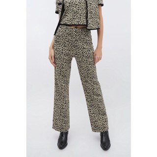 ESP กางเกงทรงขาม้าลายพิมพ์เสือดาว ผู้หญิง | Leopard Print Boot Cut Trousers | 5838