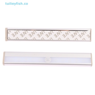 Tuilieyfish โคมไฟกลางคืน LED ไร้สาย PIR โมชั่นเซนเซอร์ AAA Battrty (ไม่รวม) สําหรับติดตู้เสื้อผ้า ห้องครัว ทางเดิน บันได