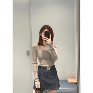 NUZT MIU MIU 23 Early Autumn New Fashion simple micro-seal letter logo decoration pit slim all-match knitted top