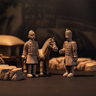 Lanf ตุ๊กตาฟิกเกอร์ Emperor Qins Terracotta Warriors ขนาดเล็ก สําหรับตกแต่งบ้านตุ๊กตา 1 ชุด