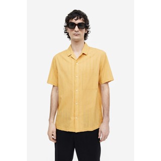 H&amp;M  Man Regular Fit Textured-weave resort shirt 1135017_1