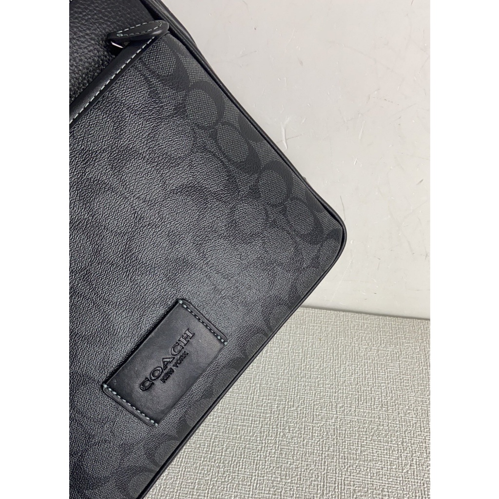 District Crossbody CH078 กระเป๋าสะพายไหล่ผู้ชาย COAC H กระเป๋าสะพายข้าง