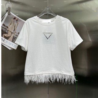 ♥ เช็คสินค้าก่อนสั่ง PRADA COTTON T-SHIRT เสื้อยืด คอตตอน ผ้าสวยมาก แต่งชายขนนก พราด้า ปราด้า