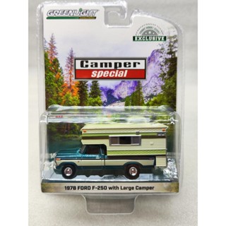 ไฟสีเขียว 1: 64 1978 Ford F-250 พร้อม Camper