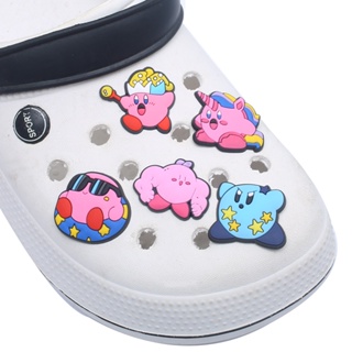 เกม Jibbitz น่ารัก อะนิเมะ Jibitz สําหรับ Croc Charm Kirby Jibits Crocks สําหรับผู้หญิง รองเท้า อุปกรณ์เสริม จี้รองเท้า หมุดตกแต่ง