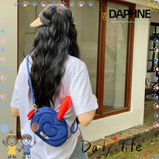 Daphne กระเป๋าเมสเซนเจอร์ ไนล่อน พร้อมจี้หัวใจ กระเป๋าสะพายไหล่ กระเป๋าถือ แบบพกพา พร้อมซิป กระเป๋าเครื่องสําอางผู้หญิง