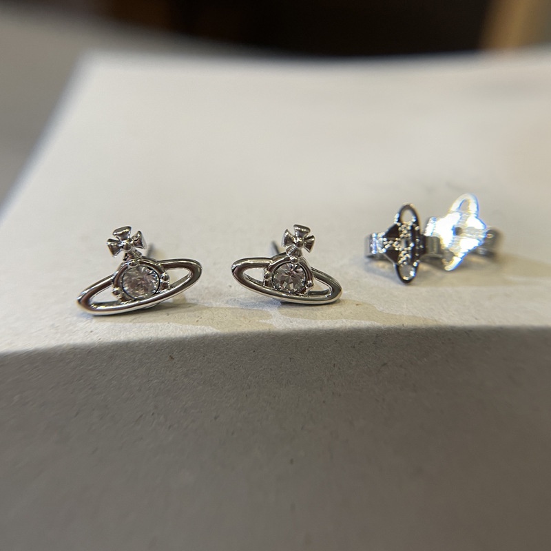 Vivienne WESTWOOD ต่างหูเพชร รูปดาวเสาร์ -1: 1 สําหรับผู้ชาย ผู้หญิง - รูปที่ 5