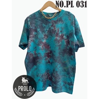 เสื้อมัดย้อม สีฟ้า และสีดํา เป็นผ้าของร้านค้า เย็บด้วยตัวเอง ผ้าไม่เวียนหัว ไม่บาง ไม่หนา ผ้านุ่ม. สวมใส่สบาย