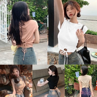 เสื้อครอปท็อปแขนสั้นลําลอง คอกลม ผ้าถัก แต่งรูกลวง สีพื้น สไตล์เกาหลี สําหรับผู้หญิง