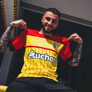 เสื้อกีฬาแขนสั้น ลายทีมชาติฟุตบอล RC Lens Home 2022-2023 สําหรับผู้ชาย และผู้หญิง