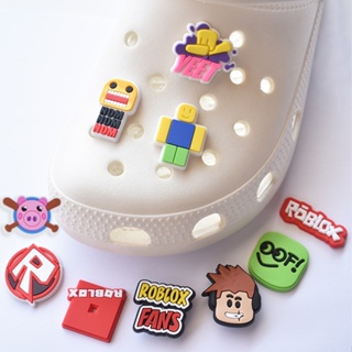 Roblox ของเล่น Croc Jibitz Charm การ์ตูนหมู เกมรองเท้า เสน่ห์ Pin น่ารัก Roblox แฟน Jibits Crocks สําหรับผู้ชาย รองเท้าอุปกรณ์เสริมการถอดรหัส