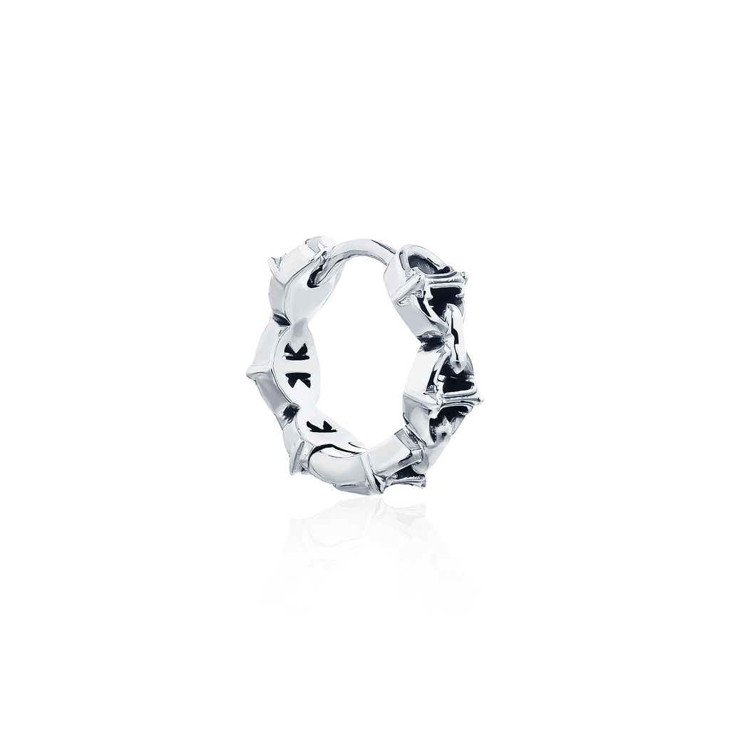 the Sanction Chain Huggies Earring ต่างหูเงินแท้ 925 แบบห่วงฮักกี้ แกะมือขัดเงาพิเศษ พร้อมลงดำขับลาย**ขายเป็นชิ้น/ข้าง