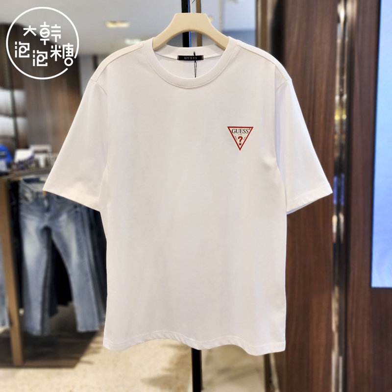 Guess ใหม่ เสื้อยืดลําลอง แขนสั้น คอกลม พิมพ์ลายโลโก้ ขนาดใหญ่ สีขาว สําหรับผู้ชาย ผู้หญิง เหมาะกับการเล่นกีฬา