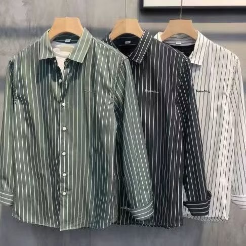 เสื้อเชิ้ต พิมพ์ลายทาง ขนาดใหญ่ สไตล์เกาหลีใต้ แฟชั่นสําหรับผู้ชาย และผู้หญิง