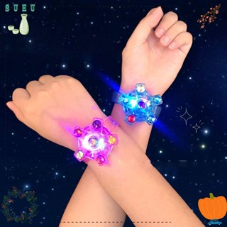 Suhu สร้อยข้อมือพลาสติก มีไฟ LED หมุนได้ สร้างสรรค์ สําหรับปาร์ตี้ฮาโลวีน 12 ชิ้น