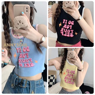 พร้อมส่ง เสื้อกล้ามเเขนกุด เสื้อกั๊กสั้น เสื้อเเขนกุด เสื้อครอป เสื้อกั๊กแขวน การเย็บปักถักร้อยตัวอักษร