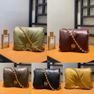 พรี​ ราคา11300 Loewe Goya 66082 หนังแกะ กระเป๋าสะพายข้าง กระเป๋าโซ่23*6*13cm