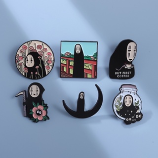 เครื่องประดับ เข็มกลัด รูปการ์ตูนอนิเมะ Spirited Away Pin น่ารัก สีดํา เหมาะกับของขวัญเพื่อน