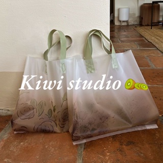 Kiwistudio Disk 【แพ็คละ 50 ชิ้น】ถุงดอกกุหลาบย้อนยุค ถุงของขวัญ ผลไม้สูง กระเป๋าช้อปปิ้ง สวยงาม สําหรับผู้หญิง ถุงเก็บถุงพลาสติก ~ 1HCYK134