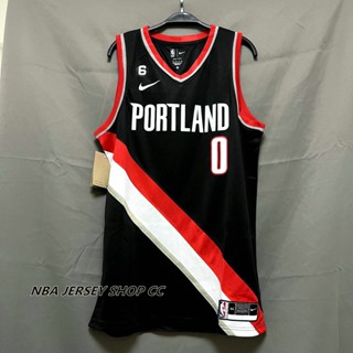 【คุณภาพสูง】เสื้อเบลเซอร์ Nba 2022-23 Portland Trail สําหรับผู้ชาย #0 เสื้อกีฬาแขนสั้น ลายทีม Damian Lillard Swingman สีดํา