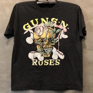 เสื้อยืดแขนสั้น ผ้าฝ้ายแท้ พิมพ์ลาย Guns N Roses Gun และ Flower Band สไตล์ฮิปฮอป สําหรับผู้ชาย และผู้หญิง