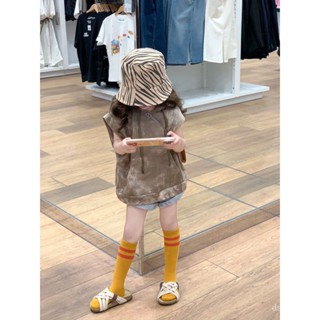 Korean childrens clothing 2023 Summer new girls sleeveless all-match T-shirt vest top with curled denim shorts C9QC