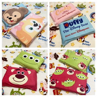 ปลอกหมอน ลายการ์ตูนอนิเมะ Toy Story Strawberry Bear น่ารัก สามตา สําหรับเด็กผู้ชาย คู่รัก