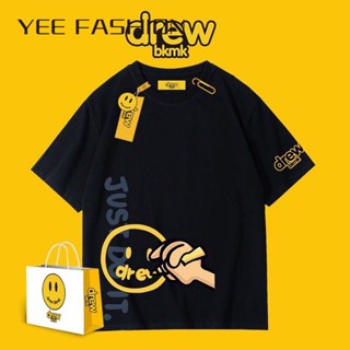 YEE Fashion Yee Fashion เสื้อยืดผู้ชาย เสื้อลําลอง ผ้าฝ้าย ทรงหลวม แฟชั่นสไตล์อเมริกัน สําหรับคู่รัก รูปแบบใบหน้ายิ้ม drew DX23050906  รุ่นใหม่ ทันสมัย Korean Style พิเศษ C28A0C6 37Z230910