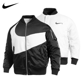 Nike เสื้อแจ็กเก็ตเบสบอลลําลอง ปักลายโลโก้ Swoosh 100% ให้ความอบอุ่น แฟชั่นเรียบง่าย สําหรับผู้ชาย