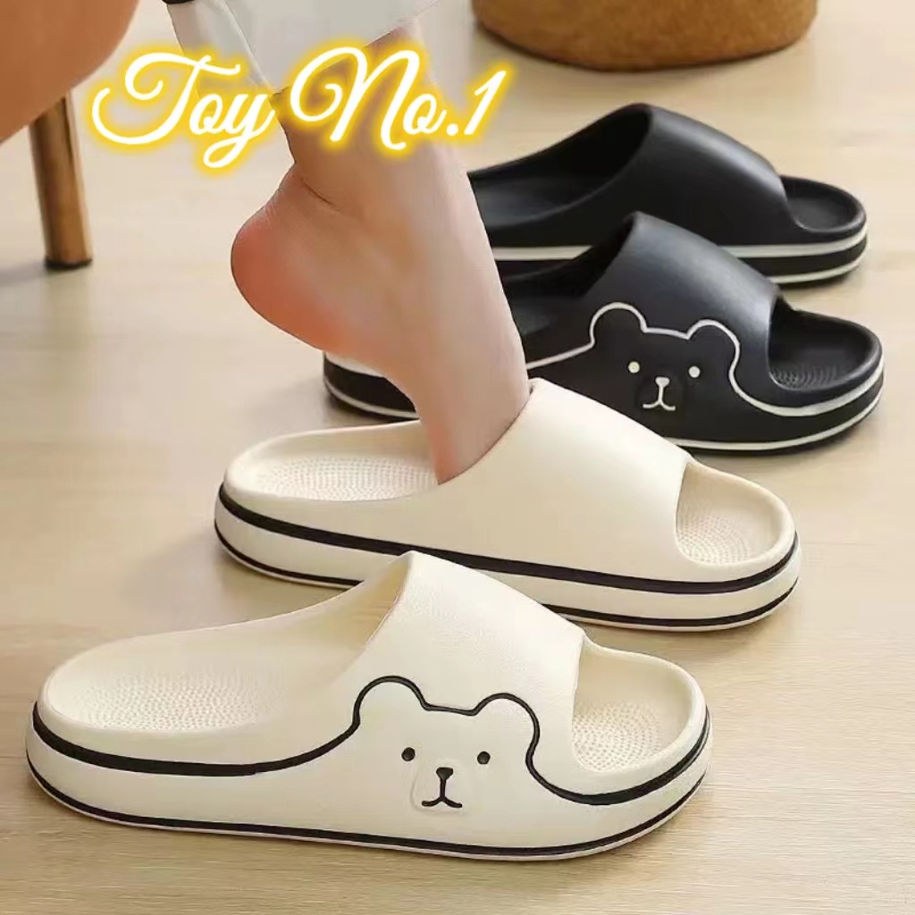 ToyNo.1🧸 พร้อมส่ง🧸 "LT-ADE"  รองแตะเท้าแบบสวม ส้นแบน ลายหมีด้านข้าง สีเรียบๆ