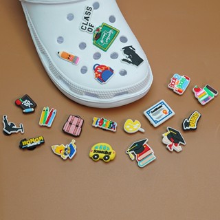 ใหม่ กระดุมติดรองเท้า Croc Jibz Pins หลากสีสัน DIY