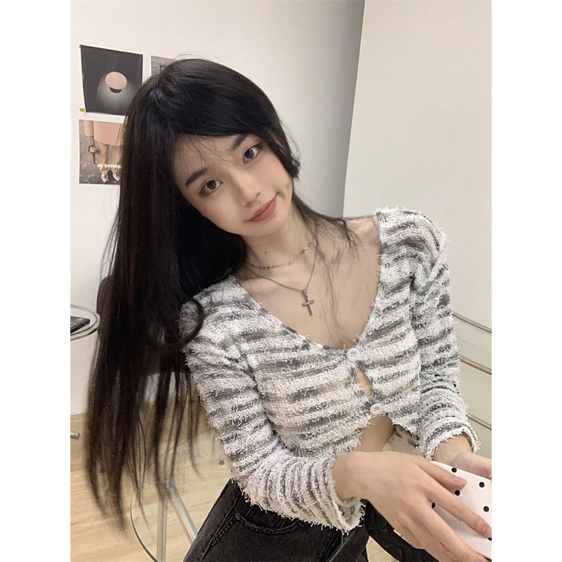 Maze*พร้อมส่งจ้า*เสื้อไหมพรมแขนยาว ลายทางน่ารักมาก ผ้านุ่มสบาย( y2601) ราคา ถูกที่สุด ดีลบีเคเค แกลเลอรีภาพที่ 2