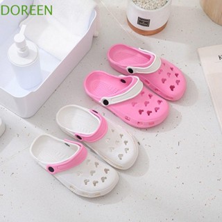 Doreen Crocs รองเท้าแตะ EVA พื้นนิ่ม กันน้ํา ลายหัวมิกกี้เมาส์น่ารัก ฉลุลาย เหมาะกับวันหยุด