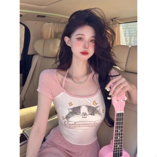 [แนะนําแฟชั่น] เสื้อยืดแขนสั้น คอปาด พิมพ์ลายคิตตี้น่ารัก สีชมพู สําหรับผู้หญิง