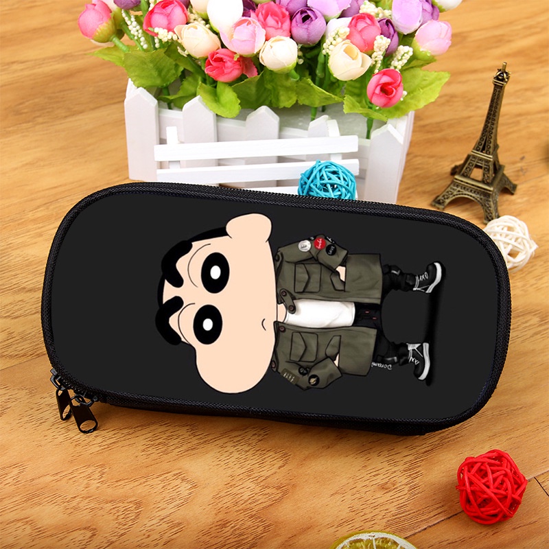 Crayon Shinchan กระเป๋าใส่ดินสอความจุขนาดใหญ่สําหรับของขวัญเด็กอะนิเมะอุปกรณ์ต่อพ่วง