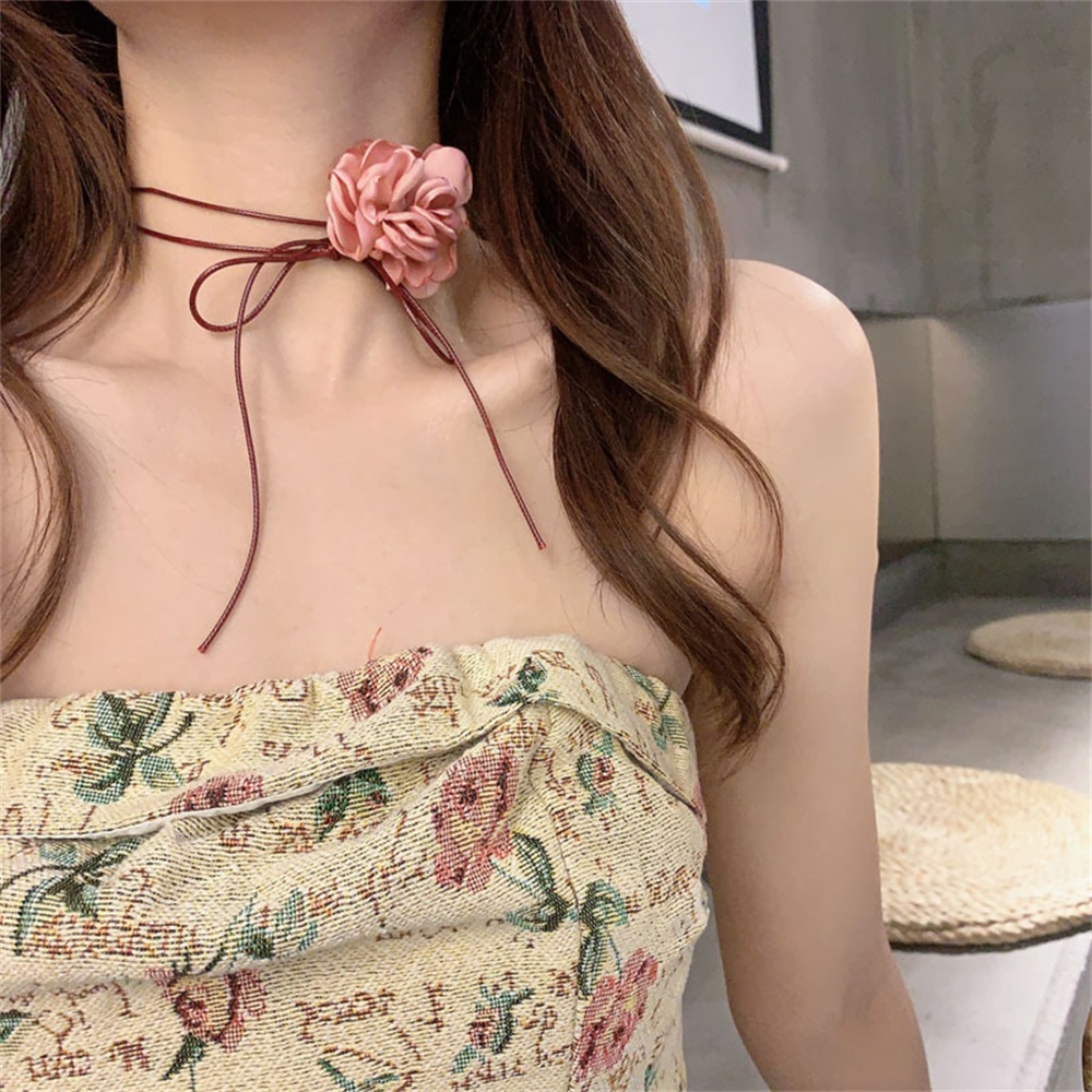 เครื่องประดับ สร้อยคอโชคเกอร์ จี้ดอกคามิเลีย สีดํา สีขาว เหมาะกับของขวัญ สไตล์วินเทจ สําหรับผู้หญิง